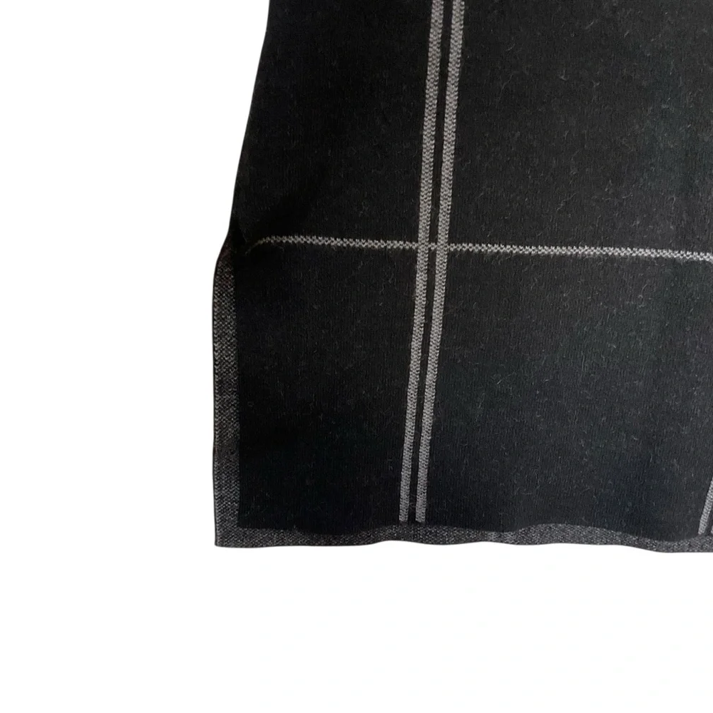 MAGACHONI sz 1X Long Sweater Vest Open Window Pane Plaid Charcoal Black